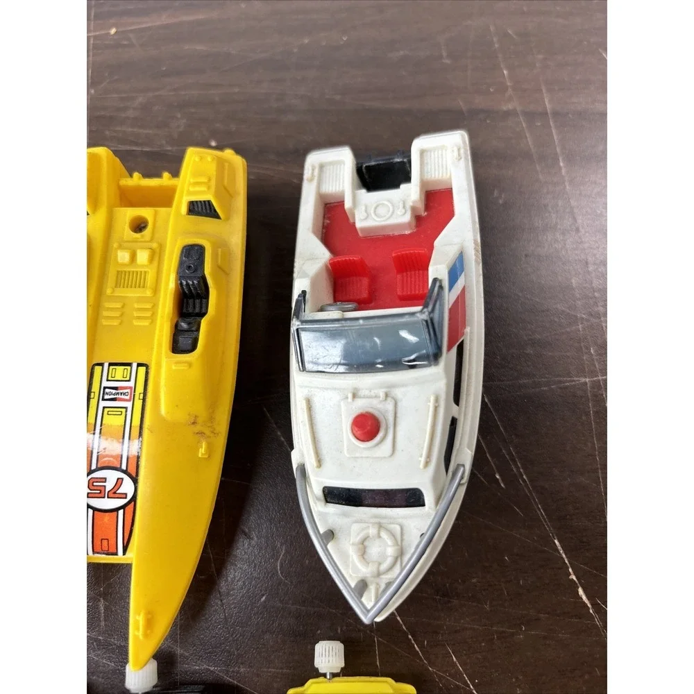 1978 Tomy Motor Boat Wind Up Lot 3 Boats 4 Motors‎ Parts Only Mercury Turbo Jet